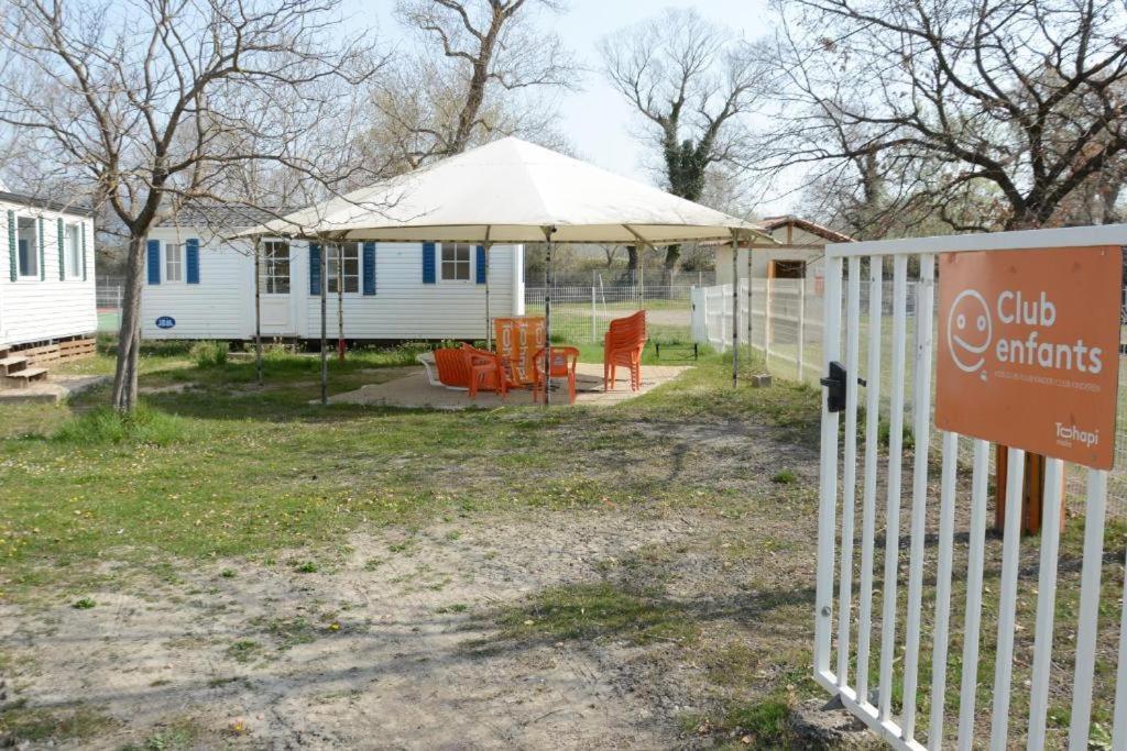 Mobil Home Tout Confort 6 Personnes Climatise Au Pied Du Luberon 拉罗克当泰龙 外观 照片