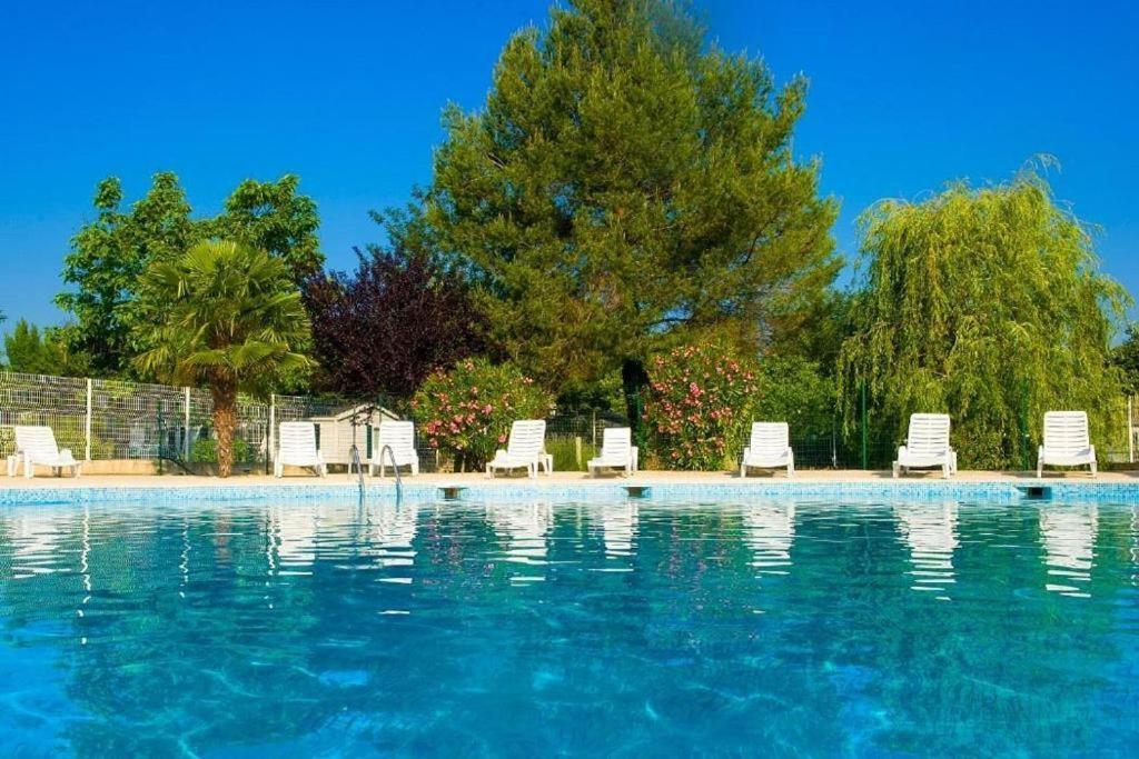 Mobil Home Tout Confort 6 Personnes Climatise Au Pied Du Luberon 拉罗克当泰龙 外观 照片