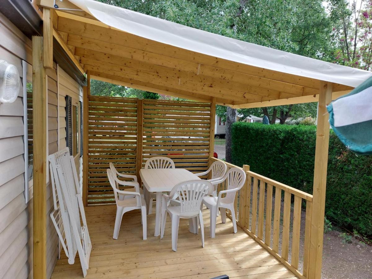 Mobil Home Tout Confort 6 Personnes Climatise Au Pied Du Luberon 拉罗克当泰龙 外观 照片