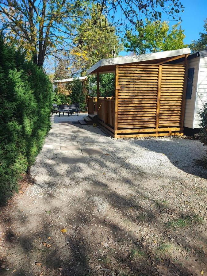Mobil Home Tout Confort 6 Personnes Climatise Au Pied Du Luberon 拉罗克当泰龙 外观 照片