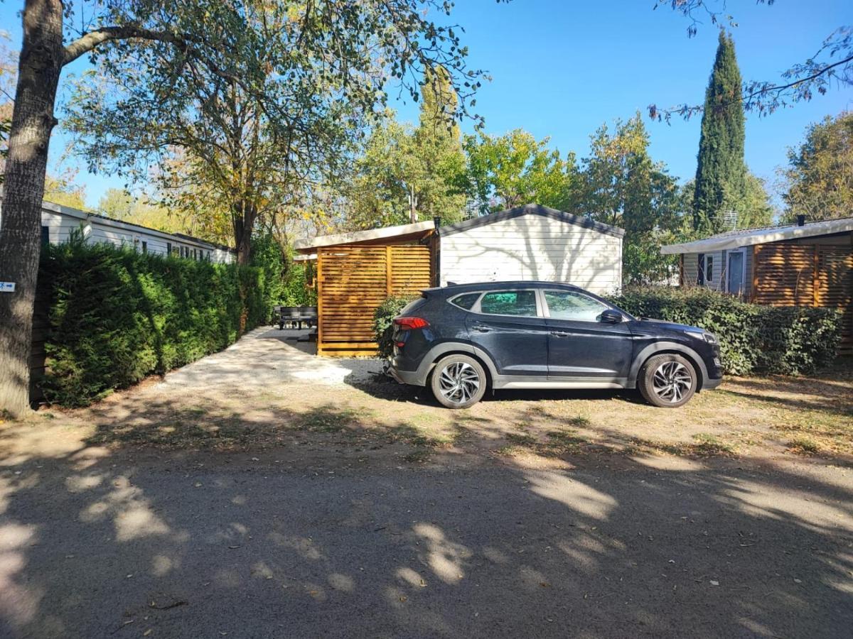 Mobil Home Tout Confort 6 Personnes Climatise Au Pied Du Luberon 拉罗克当泰龙 外观 照片