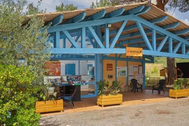 Mobil Home Tout Confort 6 Personnes Climatise Au Pied Du Luberon 拉罗克当泰龙 外观 照片